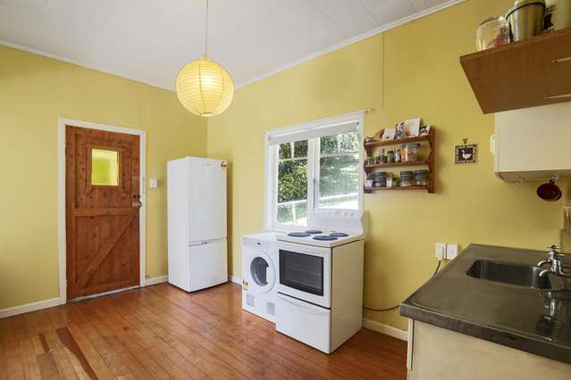 21 Trig Hill Road Onetangi_1