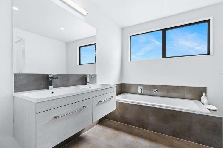 35 Carder Court Hobsonville Point_16