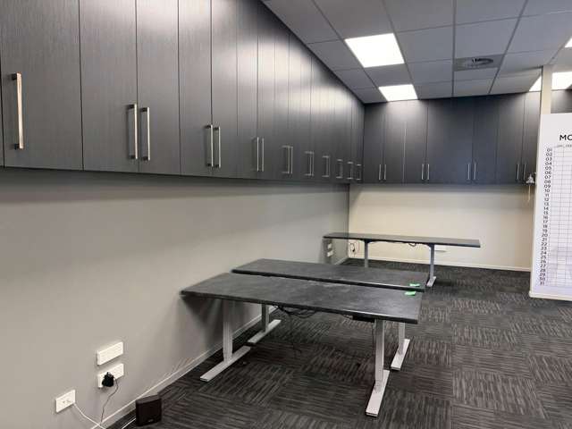 Part/19 Clarence Street Hamilton Central_2