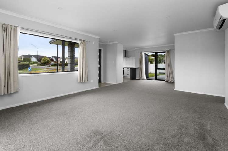 1 McCorquindale Drive 2743_7