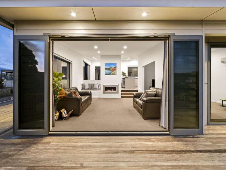 20 Mission Cove Company Bay_10