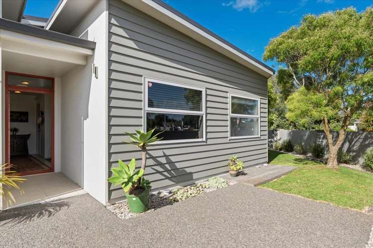 2 Ella Place Papamoa Beach_20