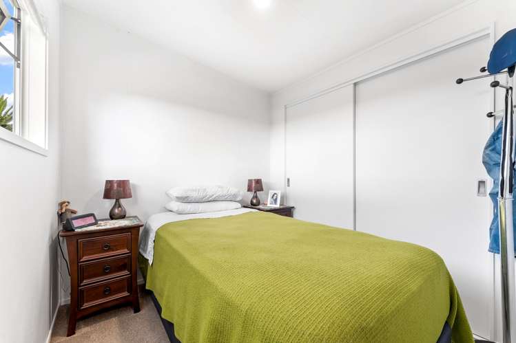 44 Amorino Drive Red Beach_22