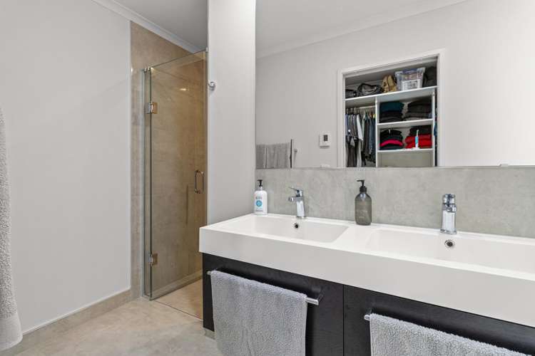 8 Webster Street Westown_13