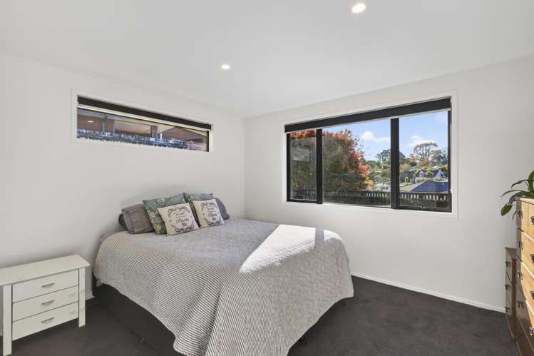 36 Roto Street Hurdon_16