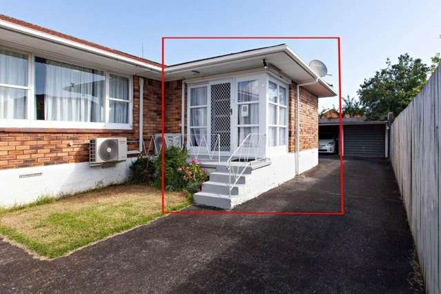 Two Bedroom Unit in Mt Albert