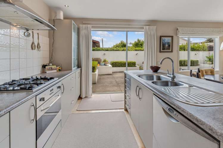 100 Howe Street Howick_8