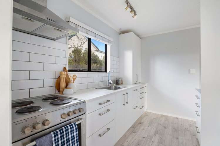 15A Ngahere Views Orewa_10