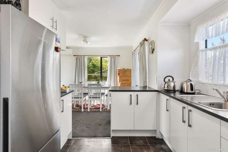 54 Rosier Road Glen Eden_7