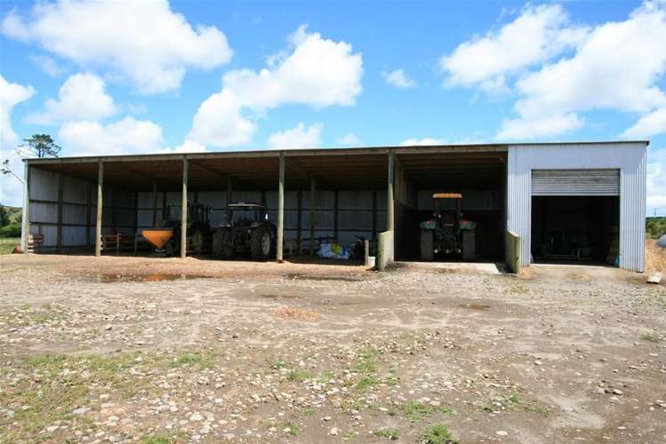 248 Bird Road Stratford_10