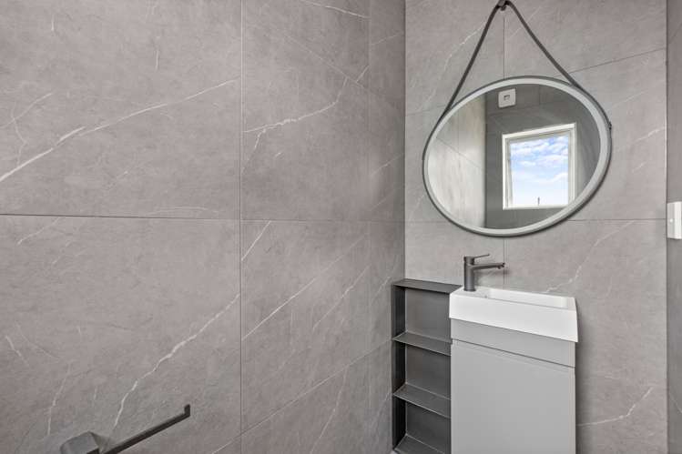 2/4 Ranier Street Ellerslie_15