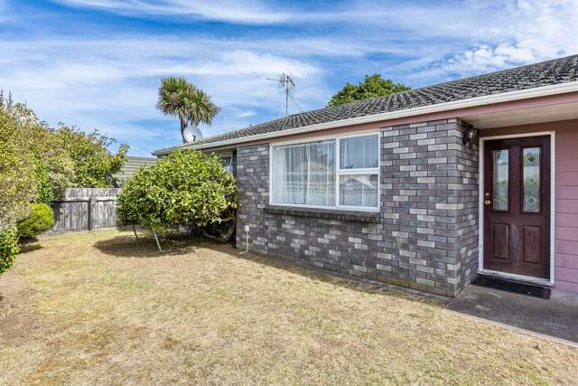 2 Beachwater Grove Paraparaumu Beach_1