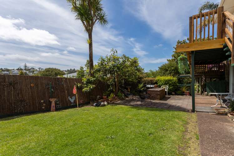 13 Bellringer Road Massey_34