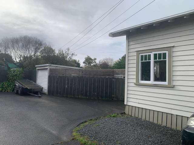 19 Te Moau Avenue Parakai_1