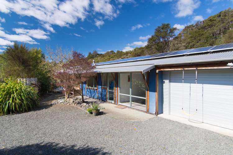 219 Lud Valley Road Hira_16