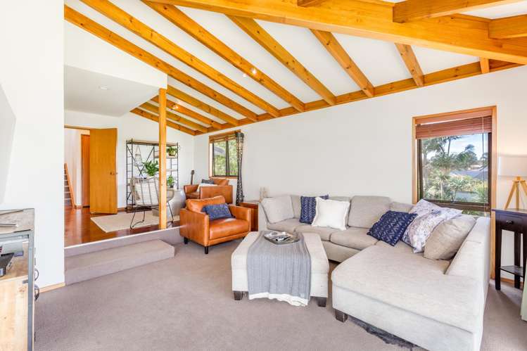 33 Saint Annes Crescent Wattle Downs_7