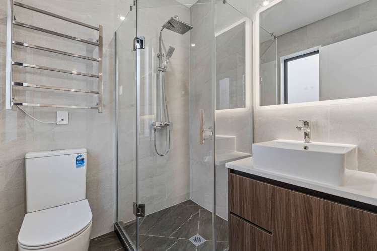 2A Matatahi Road Flat Bush_20