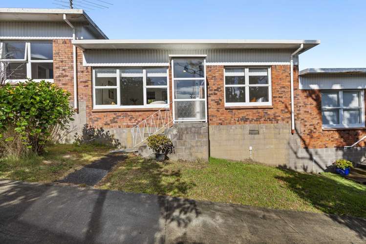 3/7 Newhaven Terrace Mairangi Bay_13