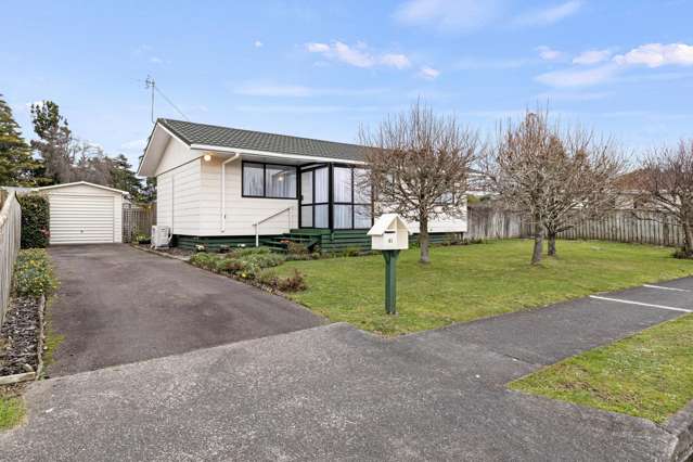 Sunny, Low-Maintenance Living