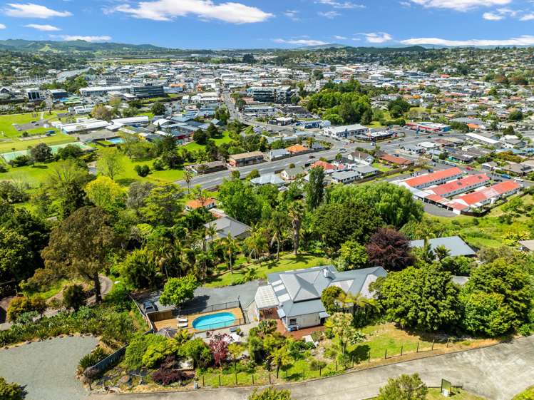 8 High Oaks Way Avenues_30