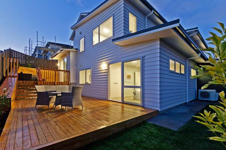 18 Bearing Parade Long Bay_19