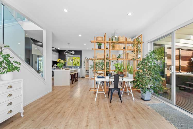 9 Ruth Craig Place Stanmore Bay_12