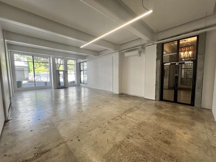 16-22 Anzac Avenue_0