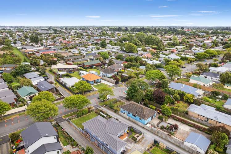 32 Tilford Street Woolston_31