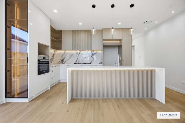 16 Tuwai Crescent Opaheke_1