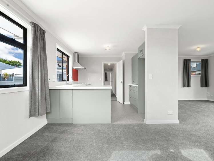 32a Baker Street Caversham_7