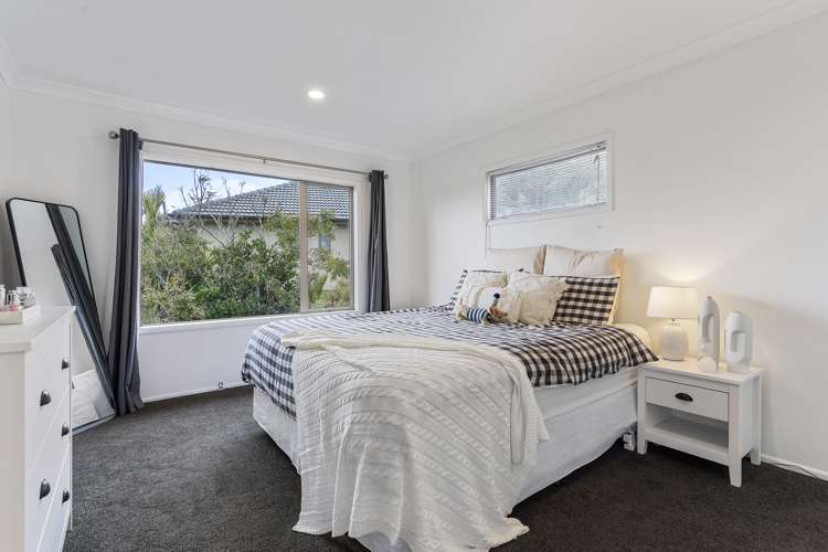 73 Waldorf Crescent Orewa_13