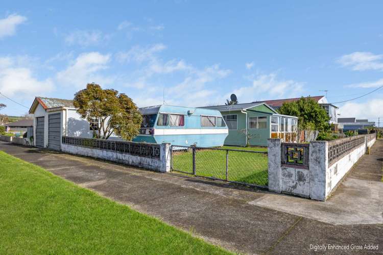 1 Blake Street Waitara_17