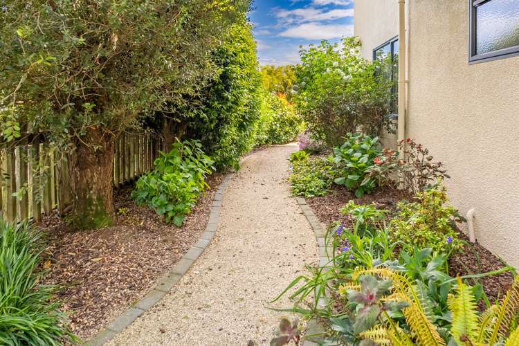 10 Eversley Terrace Richmond_14