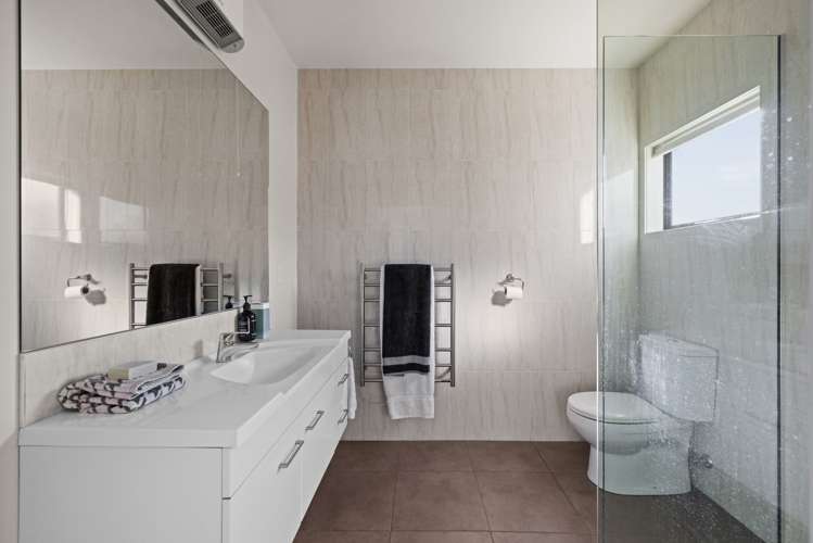 16 Akaroa Road Poraiti_7