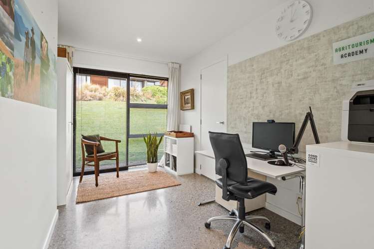 11 McKellar Drive Jacks Point_20