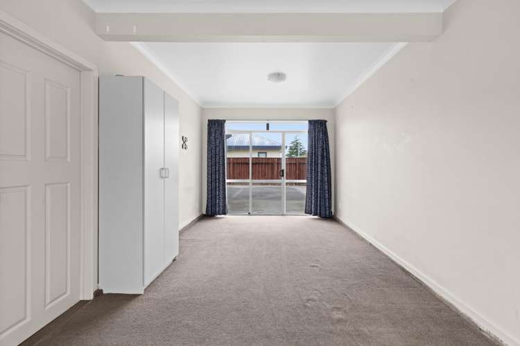 51 Riverbend Road Onekawa_16