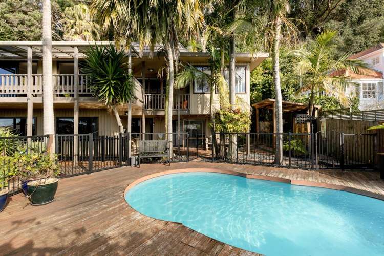 210 Pohutukawa Avenue_0