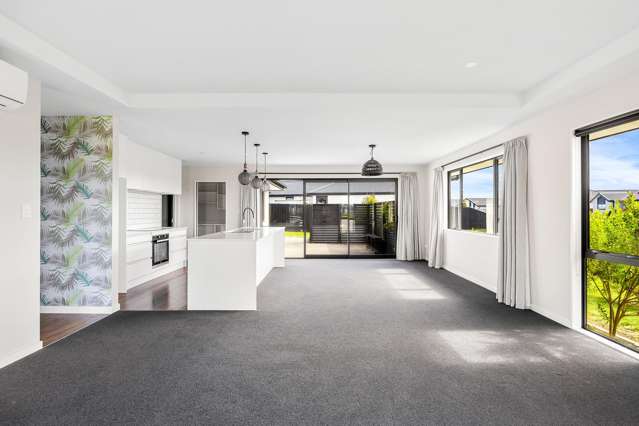 8 Oakleigh Street Woodend_2