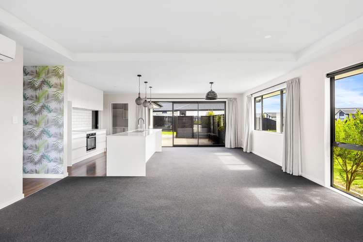 8 Oakleigh Street Woodend_2