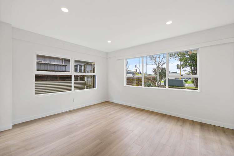 77 Macleans Road Bucklands Beach_25