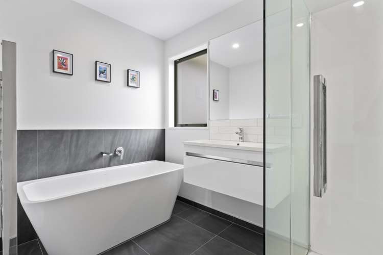 34 Sir John McKenzie Drive Yaldhurst_12