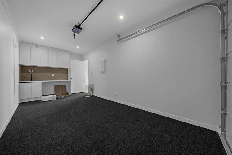 2 Longview Oak Lane Papakura_26