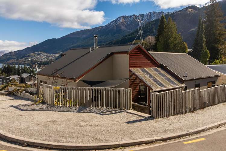 7B York Street Queenstown_29