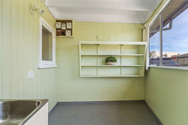 49c High Street Renwick_4