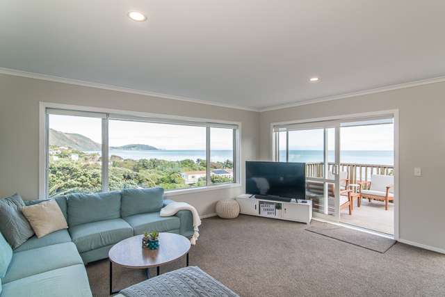 18 Pingau Street Paekakariki_2