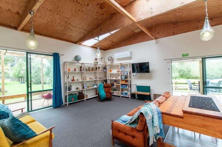 301 Riverhead Road Riverhead_1