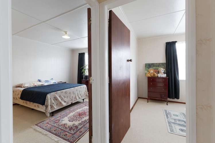 24 Clyde Crescent Roslyn_10