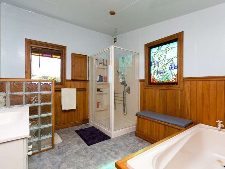 1245 Upland Road Egmont Village_40