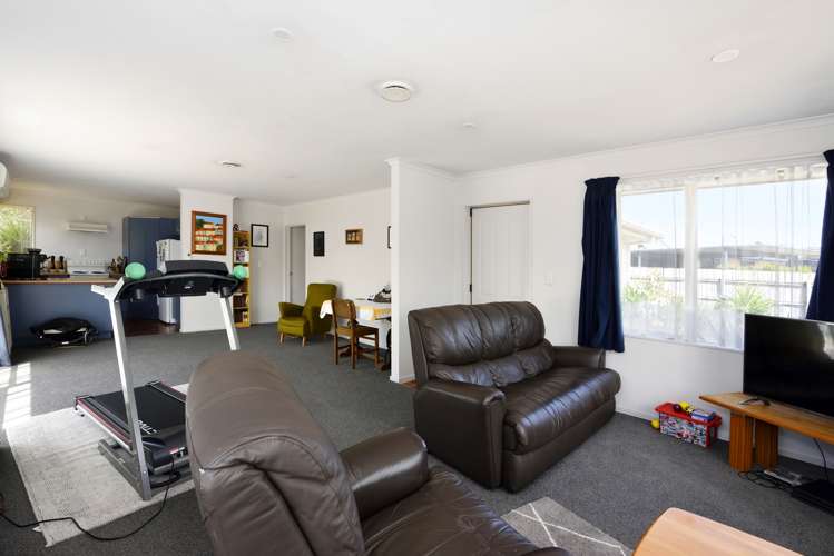 82 Starveall Street Brightwater_7