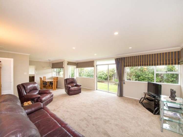 5 Just Place West End_7